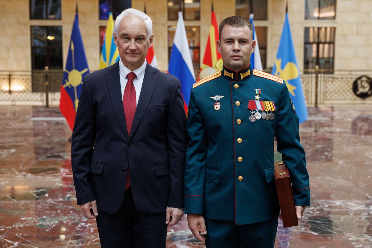 Королев с Министром обороны